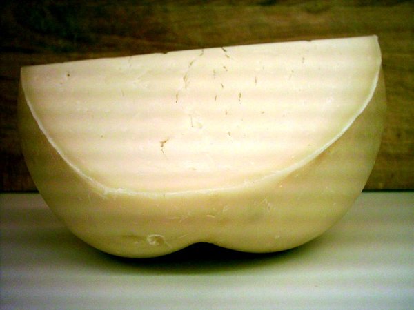 Provolone piquant