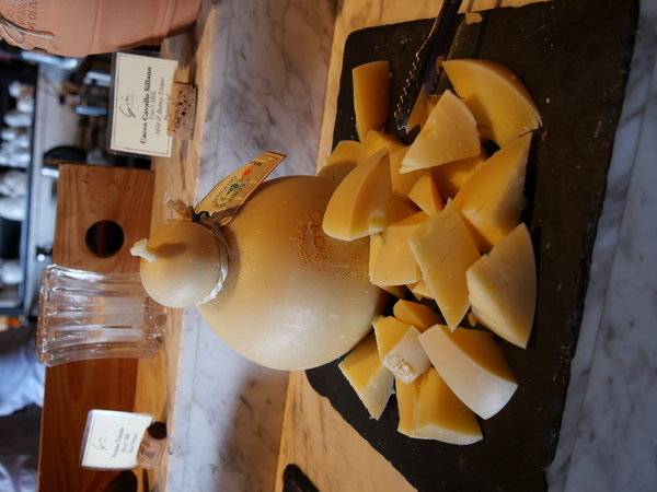 Caciocavallo