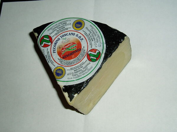 Pecorino toscano